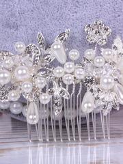 Гребень с жемчужинами от  2