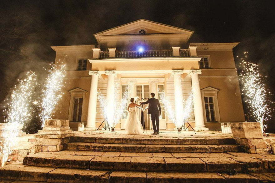 Комплект пиротехнических фонтанов, вертушек, букв и фигур на свадьбу от Aurum show 2