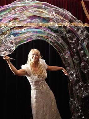 Шоу гигантских мыльных пузырей на свадьбу от Hot-surprise 2