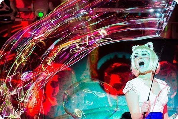 Шоу гигантских мыльных пузырей на свадьбу от Hot-surprise 6