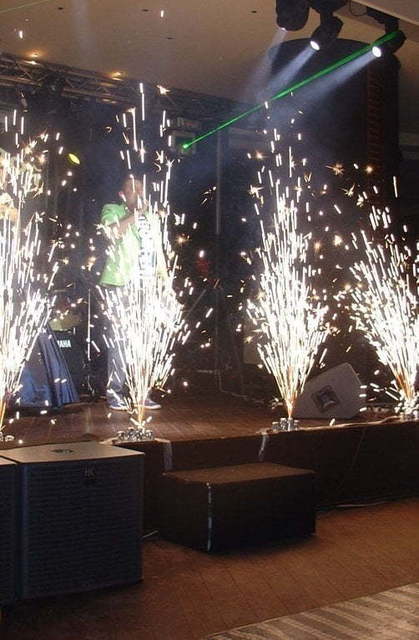Пиротехнические фонтаны на свадьбу от Фабрика Эффектов 6
