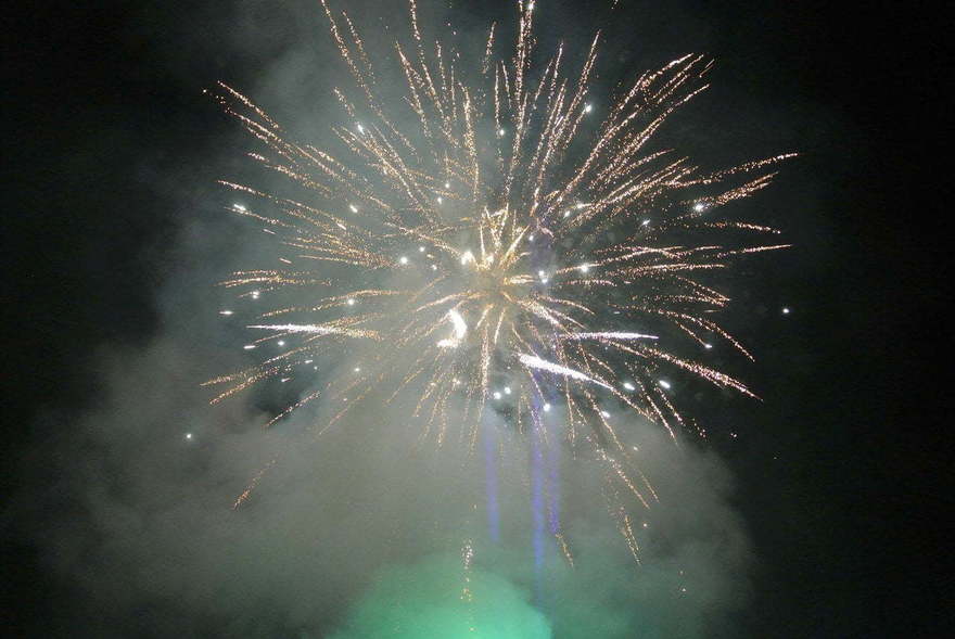 Салют Сиртаки на свадьбу от Show Obertaeva 2