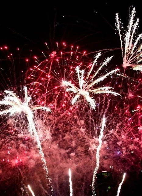 Салют Мерцание огней на свадьбу от Show Obertaeva 3