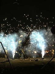 Пиротехнические фонтаны и вертушки на свадьбу от Show Obertaeva 1