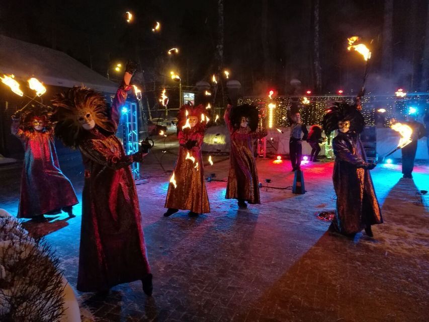 Огненное шоу Огни Венеции на свадьбу от Show Obertaeva 11