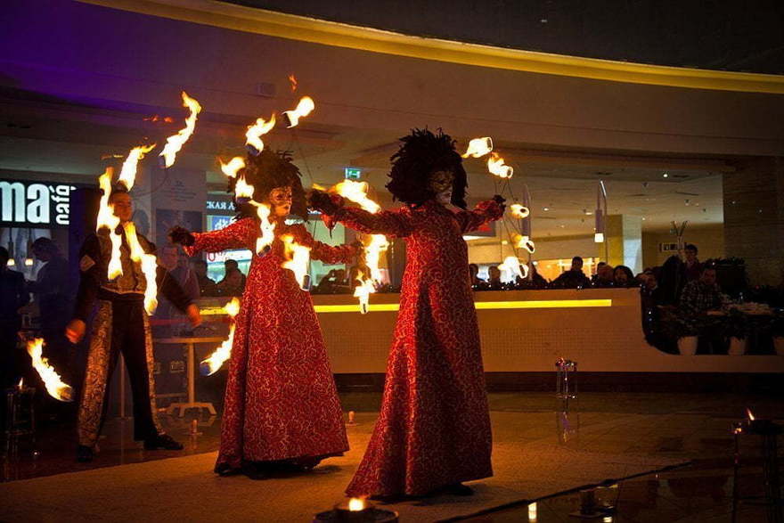 Огненное шоу Огни Венеции на свадьбу от Show Obertaeva 18