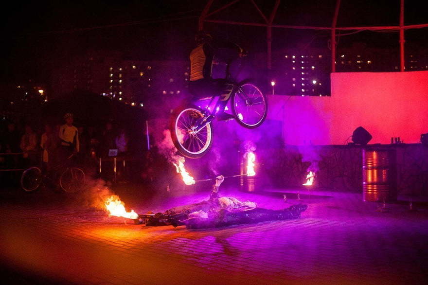 Огненное шоу The Furious Angel Show на свадьбу от Show Obertaeva 7