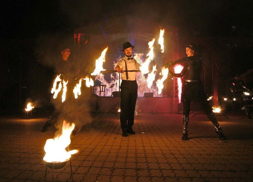 Огненное шоу Гэтсби на свадьбу от Show Obertaeva 6