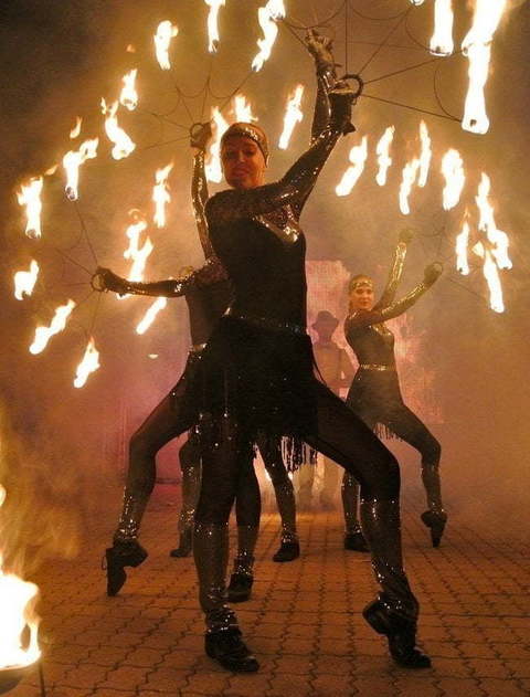 Огненное шоу Гэтсби на свадьбу от Show Obertaeva 9