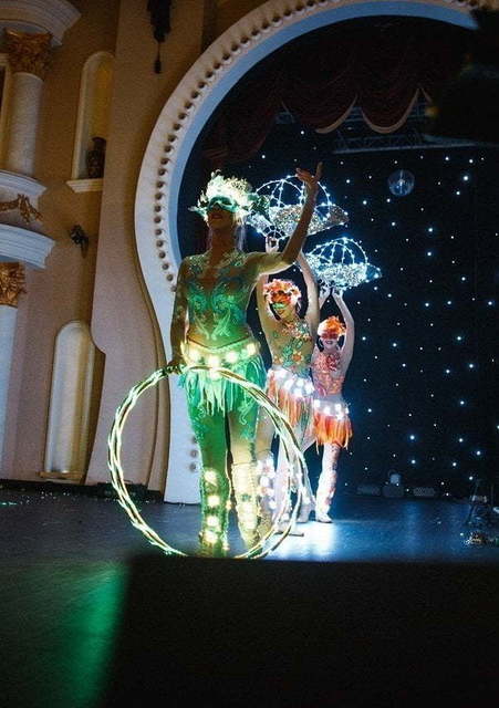 Световое шоу Времена года/Seasons на свадьбу от Show Obertaeva 15