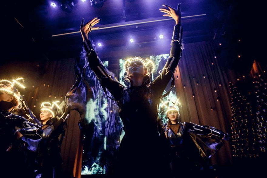 Световое шоу Гравитация на свадьбу от Show Obertaeva 3