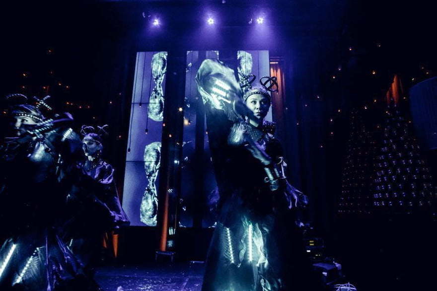 Световое шоу Гравитация на свадьбу от Show Obertaeva 5