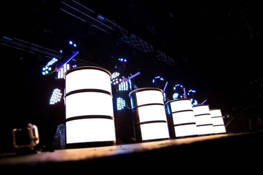 Световое шоу Barrel show на свадьбу от Show Obertaeva 4