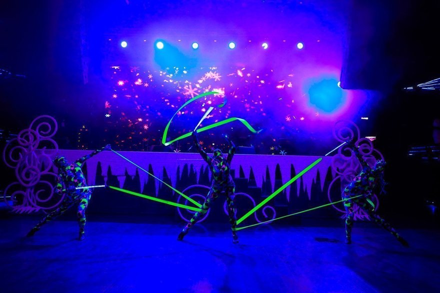 Световое шоу Confession Show на свадьбу от Show Obertaeva 4