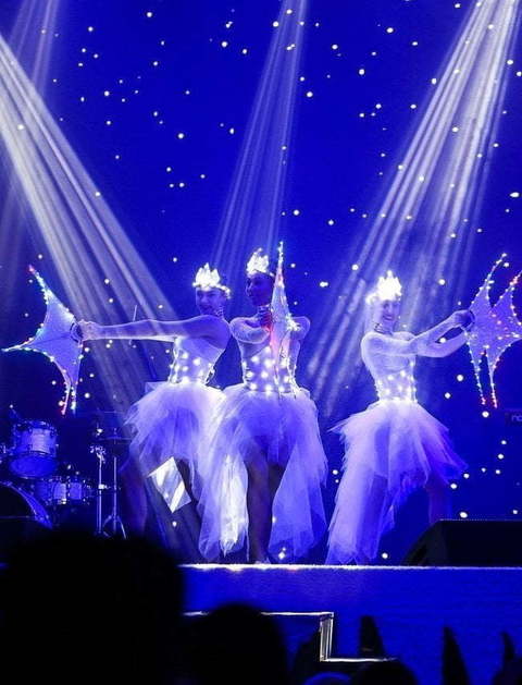 Световое шоу Confession Show на свадьбу от Show Obertaeva 14