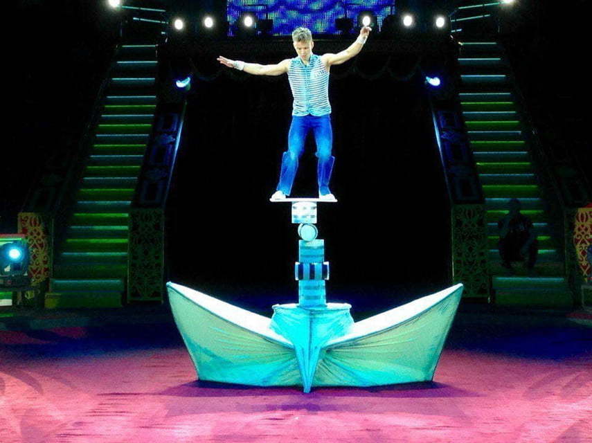 Артем Шерстовитов на свадьбу от Show Obertaeva 3