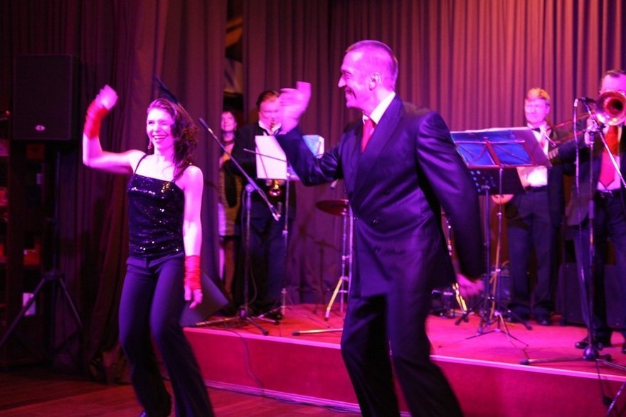 Степ-дуэт на свадьбу от Show Obertaeva 5