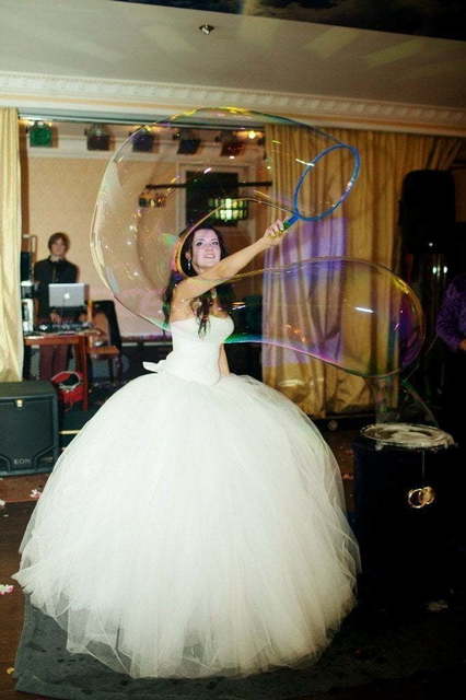 Мыльные пузыри на свадьбу на свадьбу от Шоу мыльных пузырей Fancy bubbles 9