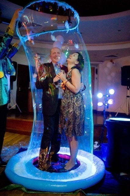 Мыльные пузыри на свадьбу на свадьбу от Шоу мыльных пузырей Fancy bubbles 10