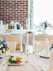 Столы и стулья гостей / Банкет в Весенняя / Летняя, Классика от Студия декора и флористики BloomMarket 1