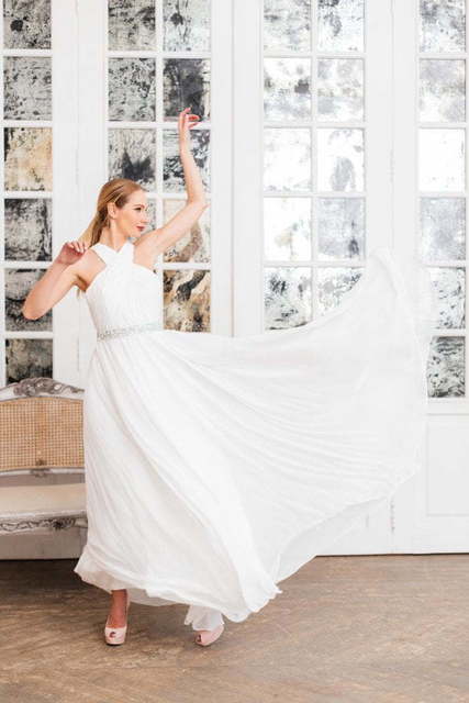 Свадебное платье 03. Силуэт А-силуэт. Цвет Айвори / Капучино. Вид 2