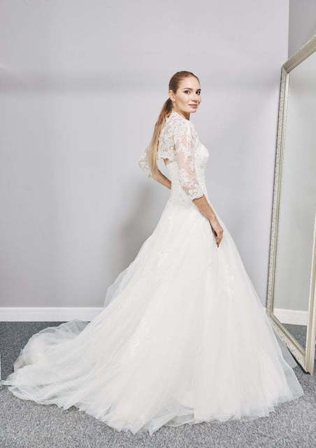 Свадебное платье W0004. Силуэт А-силуэт. Цвет Айвори / Капучино. Вид 3