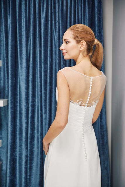 Свадебное платье W0011. Силуэт Прямое. Цвет Айвори / Капучино. Вид 4