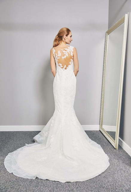 Свадебное платье W0016. Силуэт Рыбка. Цвет Айвори / Капучино. Вид 2