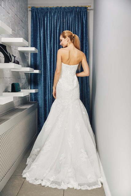 Свадебное платье W0023. Силуэт Рыбка. Цвет Айвори / Капучино. Вид 2