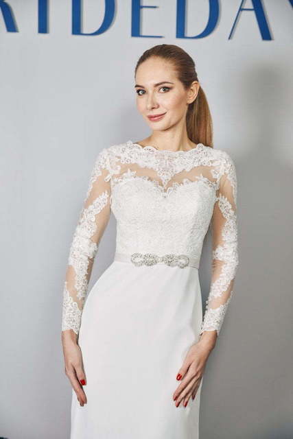 Свадебное платье W0028. Силуэт Прямое. Цвет Айвори / Капучино. Вид 3