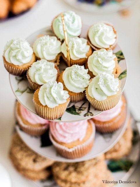 Классика, Весенняя / Летняя в Выездная регистрация, Природа, Ресторан / Банкетный зал от Мастерская изящного букета и праздничного декора Olysen 11