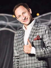  Денис Бондарков 1