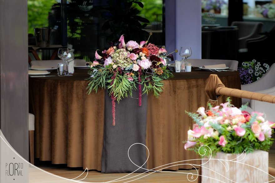 Классика, Рустик в Выездная регистрация, На веранде, Ресторан / Банкетный зал от Студия декора и флористики Porto Floral 6