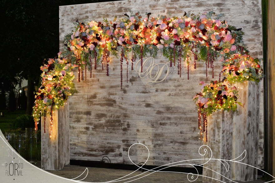 Классика, Рустик в Выездная регистрация, На веранде, Ресторан / Банкетный зал от Студия декора и флористики Porto Floral 11