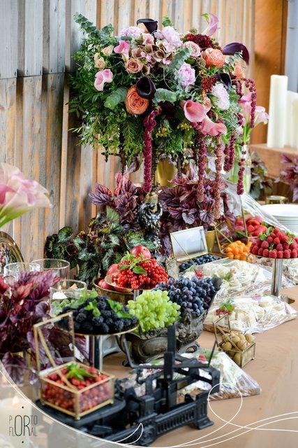 Классика, Рустик в Выездная регистрация, На веранде, Ресторан / Банкетный зал от Студия декора и флористики Porto Floral 14