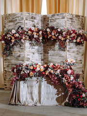 Президиум / Стол молодоженов в Классика от Студия декора и флористики Porto Floral 1