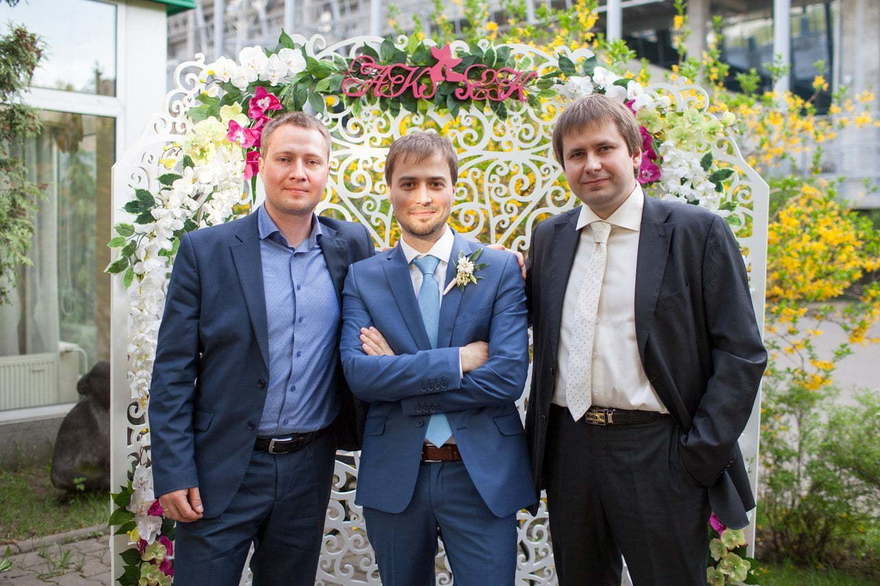 Классика, Весенняя / Летняя в Выездная регистрация, Ресторан / Банкетный зал от Студия свадеб Дуэт 22