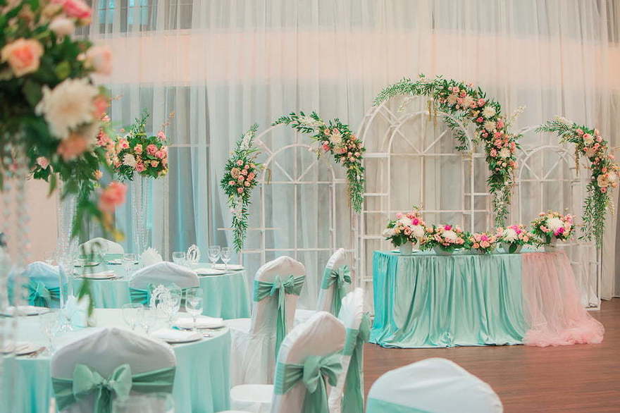 Классика в Ресторан / Банкетный зал от Организаторы свадеб O2Studio 4