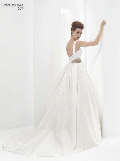 Свадебное платье Pepe Botella (Арт.559). Силуэт А-силуэт. Цвет Айвори / Капучино, Белый / Молочный. Вид 2