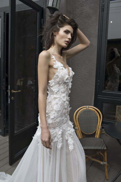 Свадебное платье Alegra, RD-211. Силуэт Рыбка, Прямое. Цвет Айвори / Капучино. Вид 3