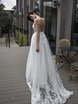Свадебное платье Kiara, RD-212. Силуэт А-силуэт. Цвет Айвори / Капучино. Вид 2