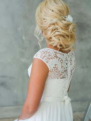 Свадебное платье арт. 0061. Силуэт А-силуэт. Цвет Белый / Молочный. Вид 2