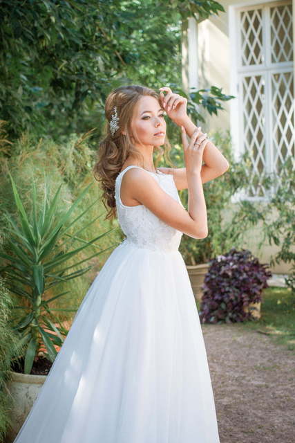 Свадебное платье арт. 033. Силуэт А-силуэт. Цвет Белый / Молочный. Вид 3