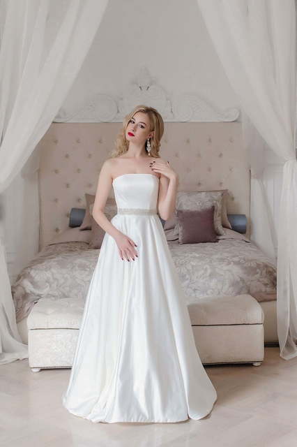 Свадебное платье Модель 432. Силуэт А-силуэт. Цвет Белый / Молочный. Вид 1