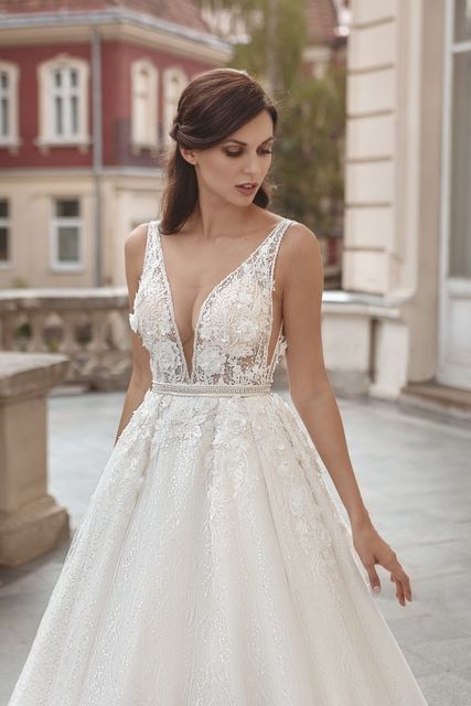 Свадебное платье Андреа. Силуэт Пышное. Цвет Белый / Молочный. Вид 2