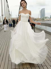 Свадебное платье Nika. Силуэт А-силуэт. Цвет Белый / Молочный. Вид 2