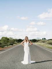 Свадебное платье из кружева со шлейфом купить 7822. Силуэт Рыбка. Цвет Белый / Молочный. Вид 1