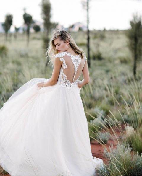 Пышное свадебное платья с красивой спинкой в Москве 1756. Силуэт Пышное. Цвет Белый / Молочный, оттенки Розового. Вид 5