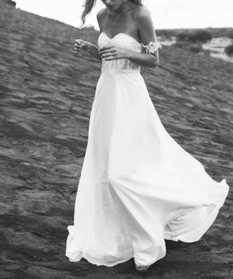 Утонченное свадебное платье с легкой юбкой 3795. Силуэт А-силуэт. Цвет Белый / Молочный. Вид 6