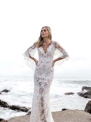 Свадебное платье в стиле бохо с крупным кружевом 8365. Силуэт Прямое. Цвет Белый / Молочный. Вид 1